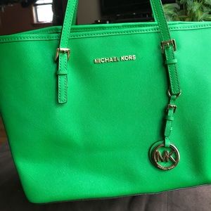 EUC Michael Kors Small Leather Tote
